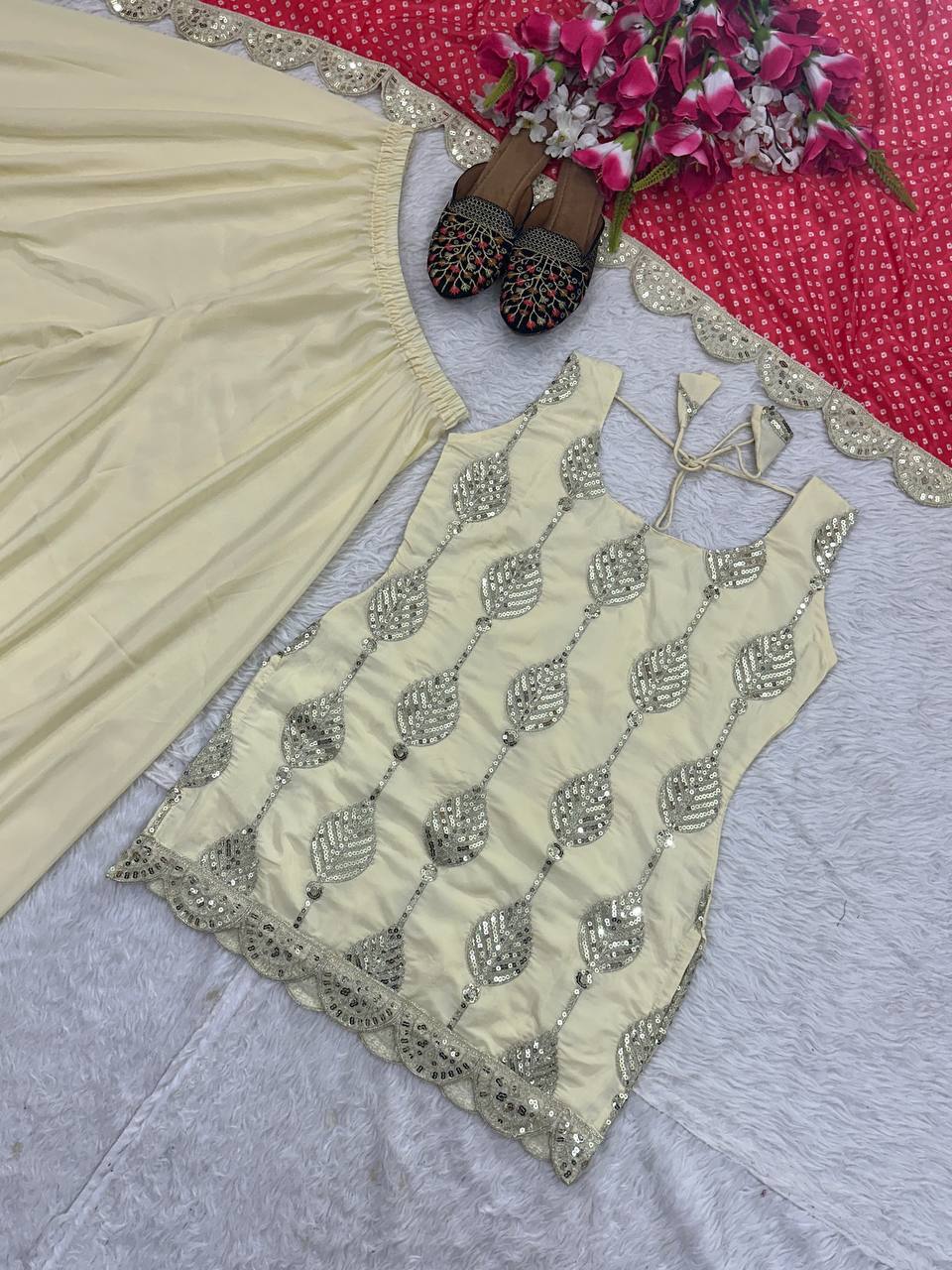 Urban Cream & Red Contrast Ensemble
